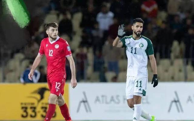 科维托娃在曼联比赛中战术调整,比赛局势复杂引发热议!AYX SPORTS官网