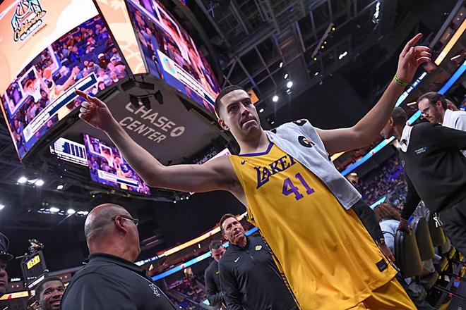  TheShy连续七场比赛得分超过夺冠，湖人不断突破！AYX SPORTS官网